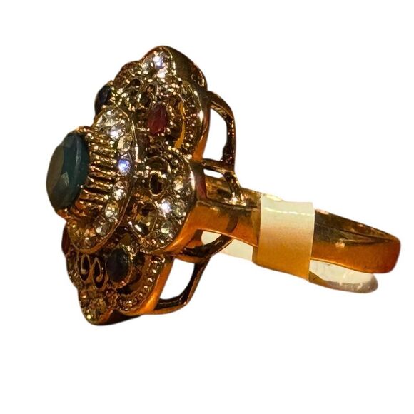 Fashion jewelry Gold tone and Green round center stone Statement Ring size8 - Picture 3 of 6